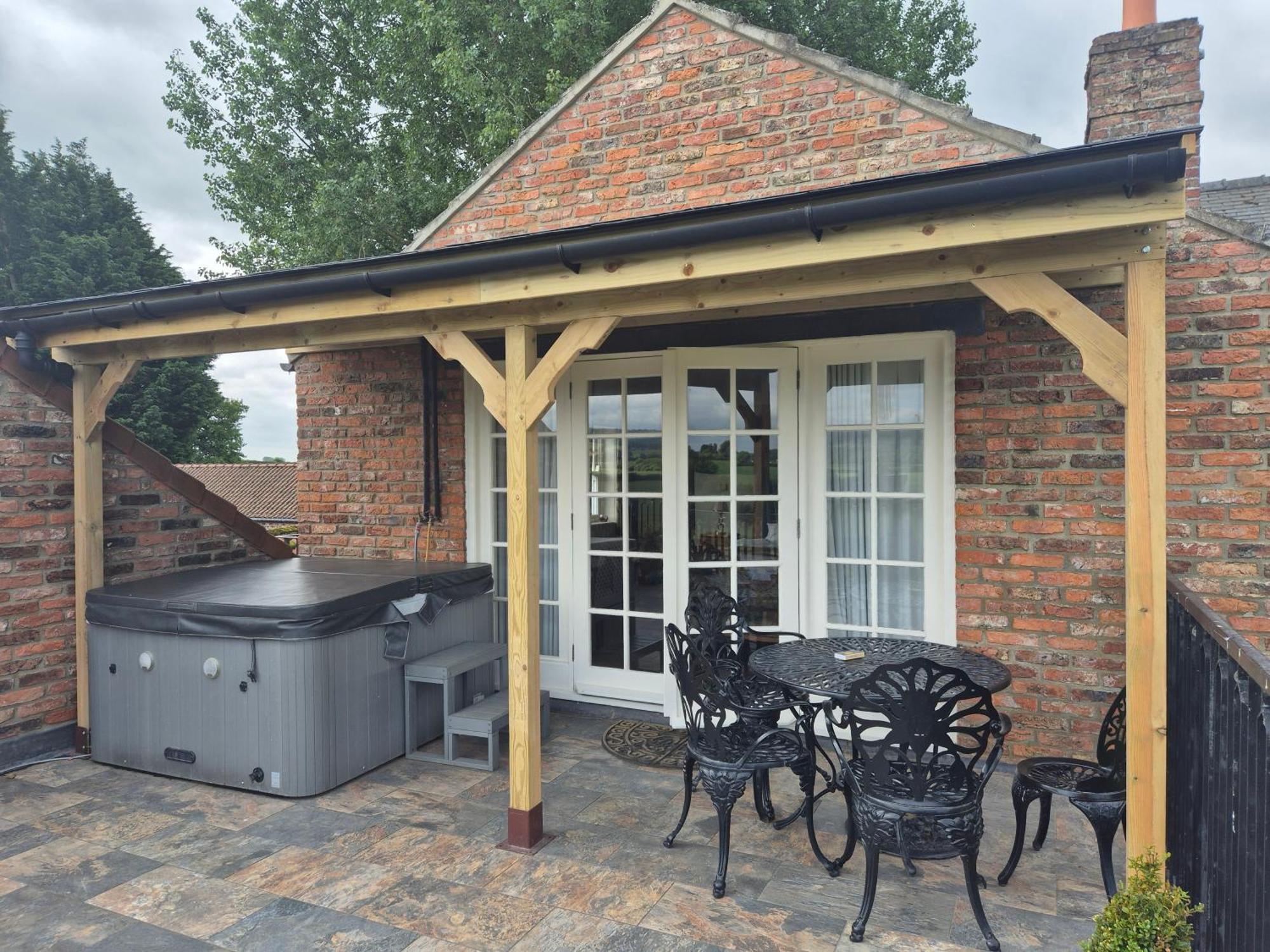 Burtree Country House, Tipi'S, Treehouse & Lodge & House Rooms With Hot Tubs In A Private Garden 서스크 외부 사진