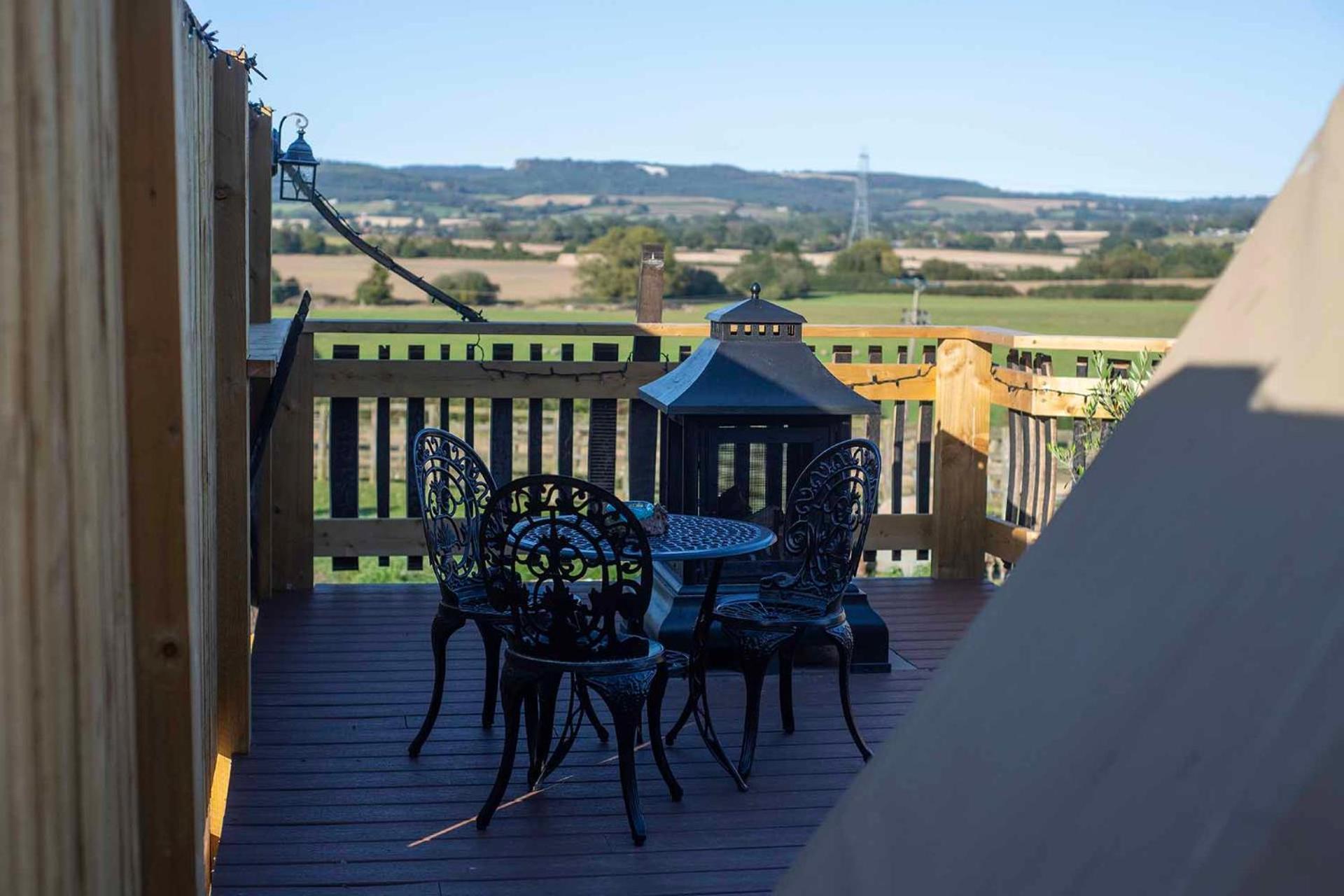 Burtree Country House, Tipi'S, Treehouse & Lodge & House Rooms With Hot Tubs In A Private Garden 서스크 외부 사진